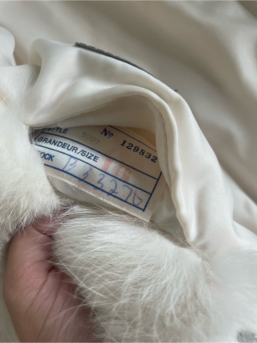 Saga Furs Cream/White Fox Fur Coat - Picture 4 of 13